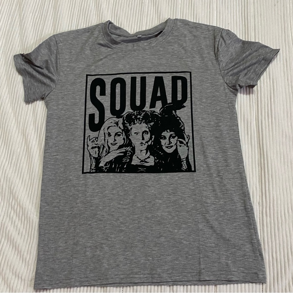 Unknown brand Hocus Pocus “squad” graphic heather gray tee